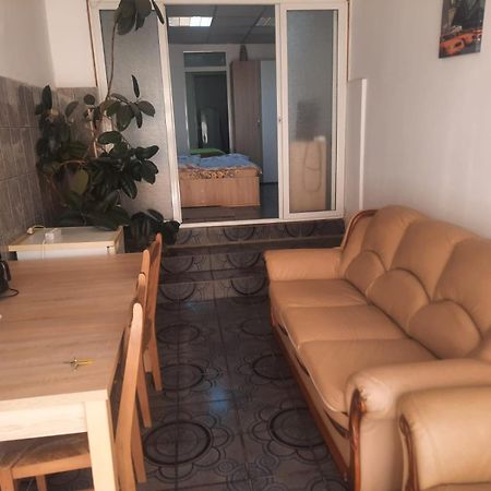 Garsoniera Del Dodo Apartman Gyulafehérvár Kültér fotó